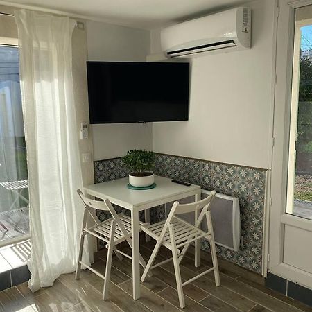 Charmant Studio Avec Jardin 아비뇽 외부 사진